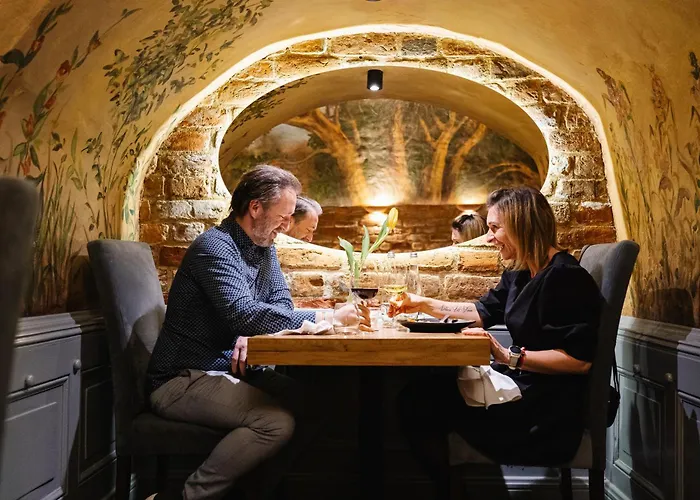 Ratuszova & Restaurant - Stary Rynek Old Market Апартаменты Познань