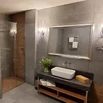 Ratuszova Stary Rynek Old Market Boutique Residence & Restaurant Apartment