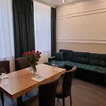 Ratuszova Stary Rynek Old Market Boutique Residence & Restaurant Apartment