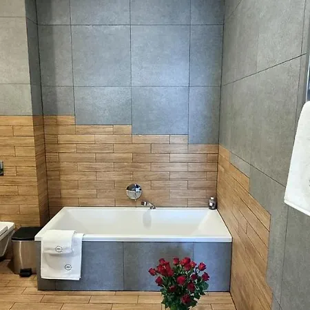 Apartment Stary Rynek Premium Apartments: Old Market Square Elegance *