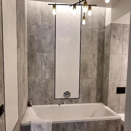 Stary Rynek Premium Apartments: Old Market Square Elegance Apartment *