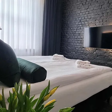 Apartment Stary Rynek Premium Apartments: Old Market Square Elegance *