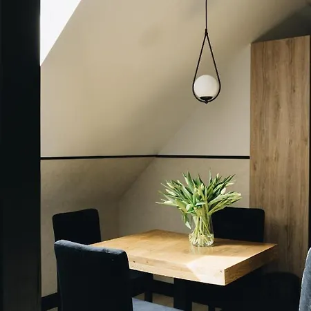 Stary Rynek Premium Apartments: Old Market Square Elegance Apartment *