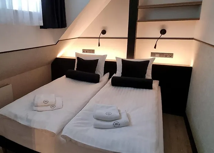 Appartamento Ratuszova Stary Rynek Old Market Boutique Residence & Restaurant *