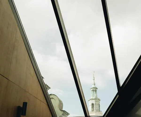 Stary Rynek Premium Apartments: Old Market Square Elegance * Poznan