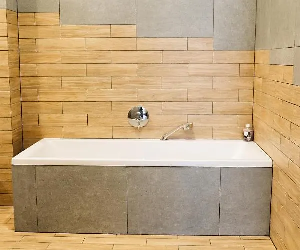 Stary Rynek Premium Apartments: Old Market Square Elegance Poznan