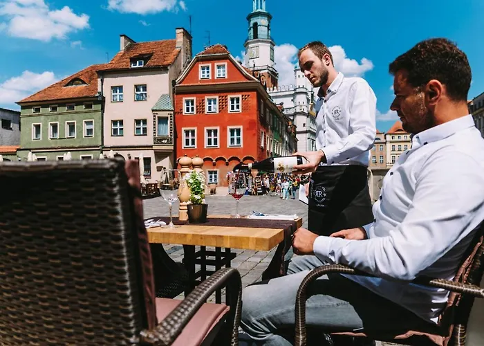 Apartament Ratuszova & Restaurant - Stary Rynek Old Market Poznań